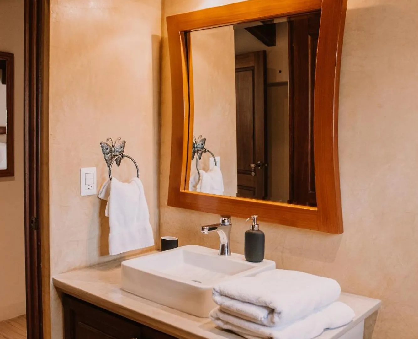 Baerehuus Boutique Hotel Antigua Guatemala